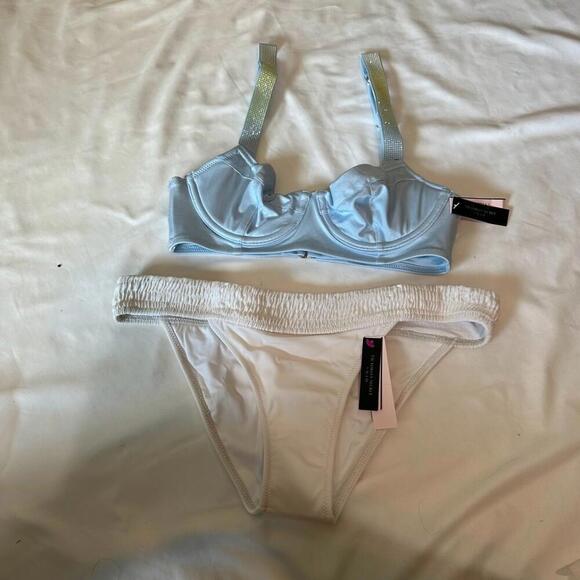 VICTORIA'S SECRET Bikini set - Picture 1 of 2